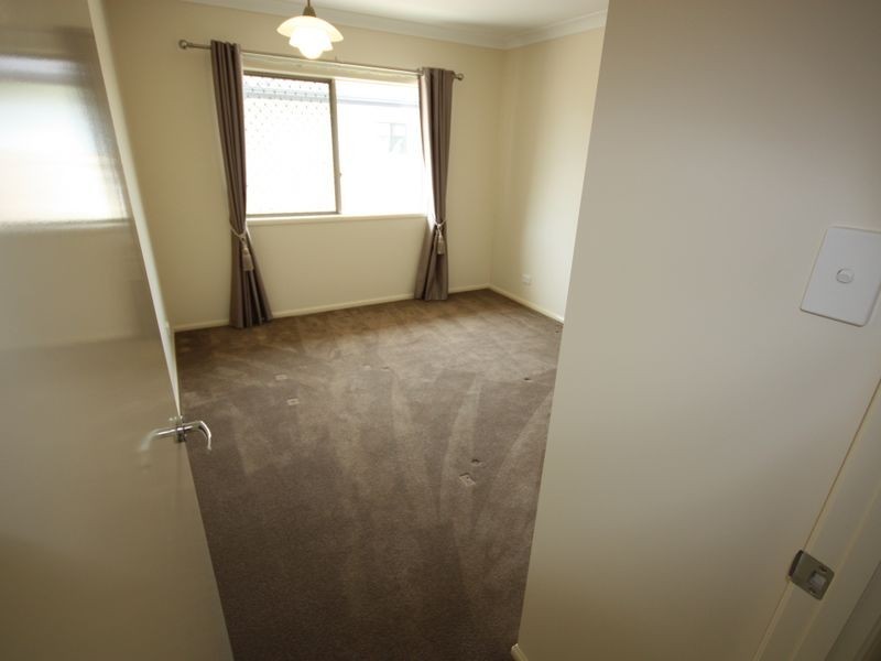 32 Regatta Ave, Oxenford QLD 4210