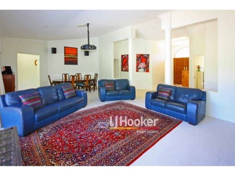 Hope Island QLD 4212