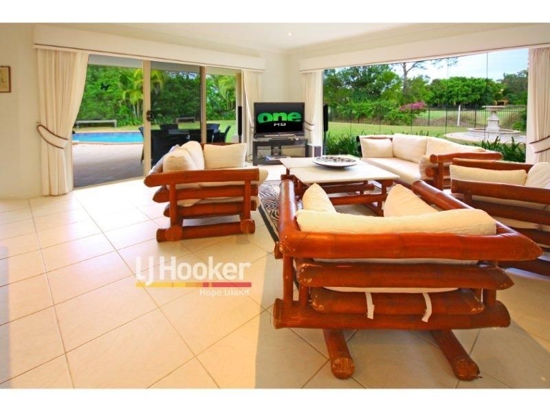 Hope Island QLD 4212