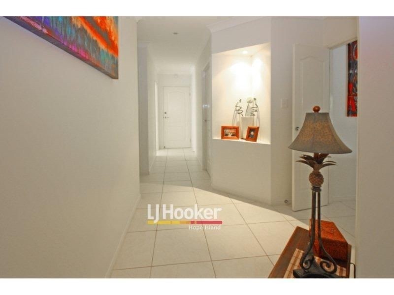 Hope Island QLD 4212