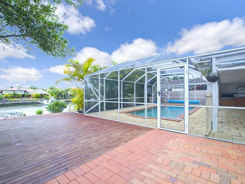 494 Oxley Drive, Runaway Bay QLD 4216