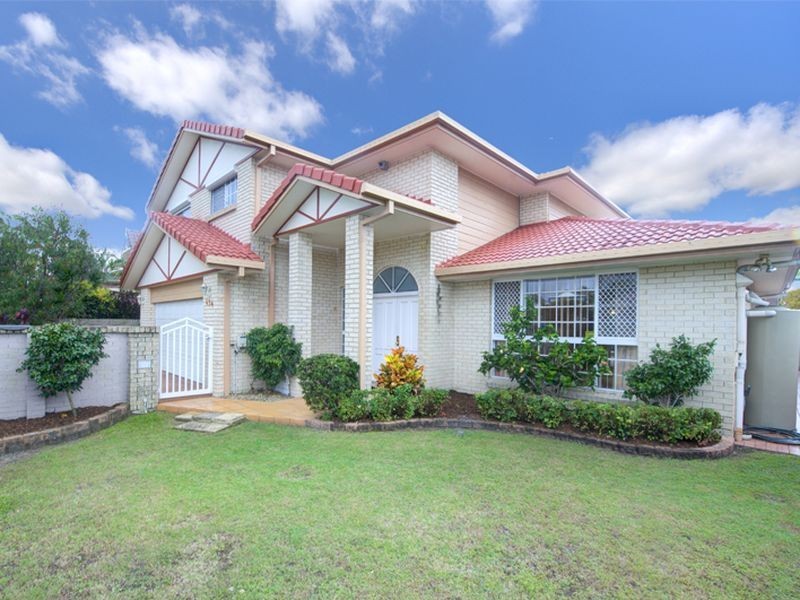 494 Oxley Drive, Runaway Bay QLD 4216