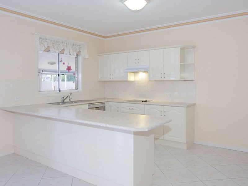 494 Oxley Drive, Runaway Bay QLD 4216