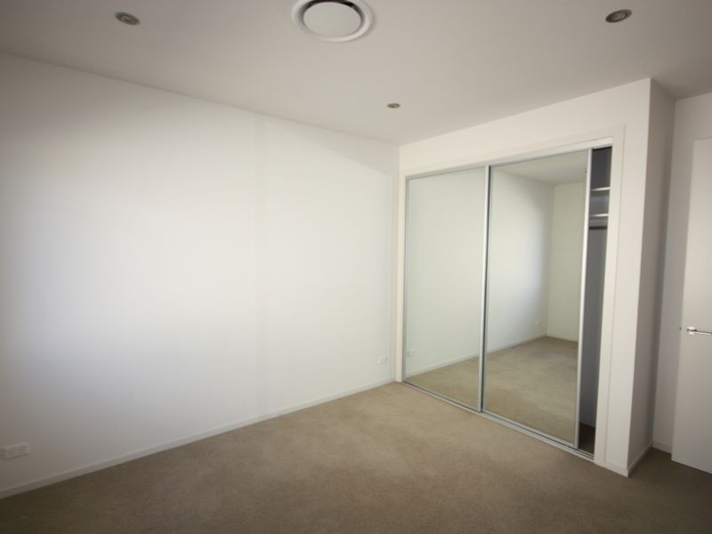 2226 Glengallon Way, Hope Island QLD 4212