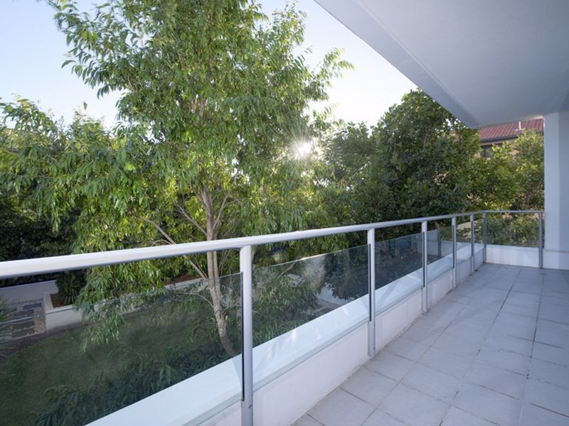 Biggera Waters QLD 4216