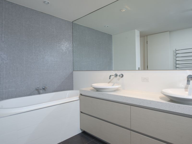 6184 Bolsena Circuit, Hope Island QLD 4212