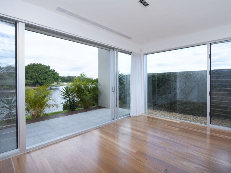 6184 Bolsena Circuit, Hope Island QLD 4212