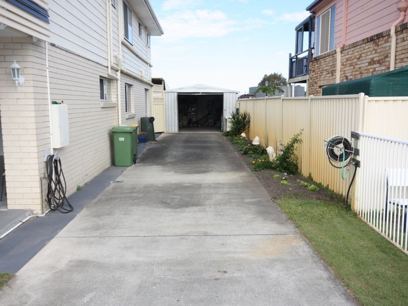35 Esplanade, Jacobs Well QLD 4208