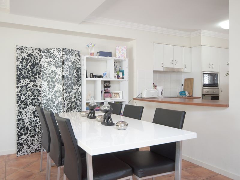 32/2 Bronberg Court, Southport QLD 4215