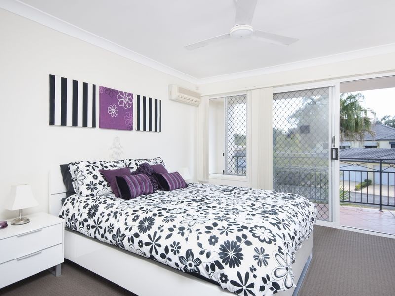 32/2 Bronberg Court, Southport QLD 4215