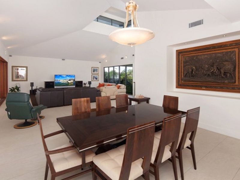 Hope Island QLD 4212