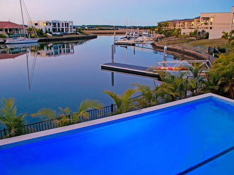Hope Island QLD 4212