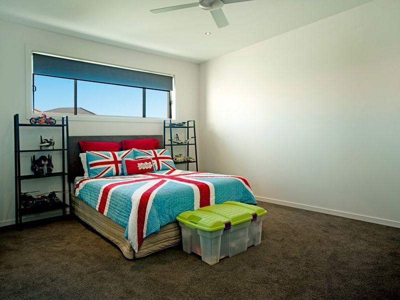 Hope Island QLD 4212