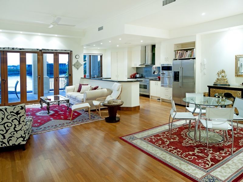 3121 Riverleigh Drive, Hope Island QLD 4212