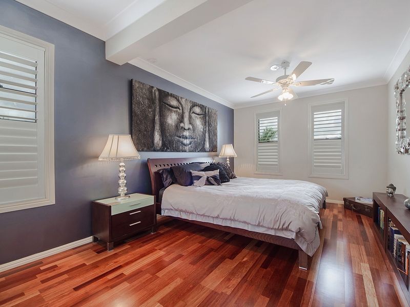 2117 Fernlea Cl, Hope Island QLD 4212