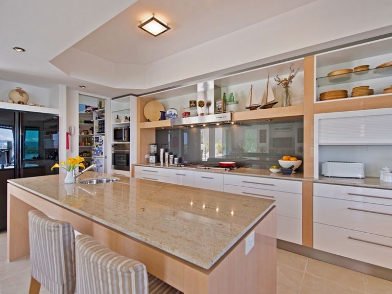 3129 Riverleigh Drive, Hope Island QLD 4212