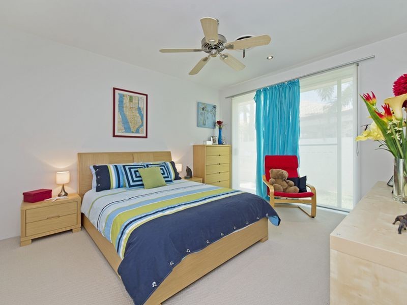 3129 Riverleigh Drive, Hope Island QLD 4212