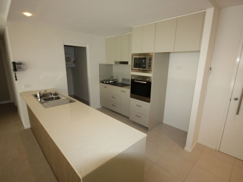 1107/2 Activa Way, Hope Island QLD 4212