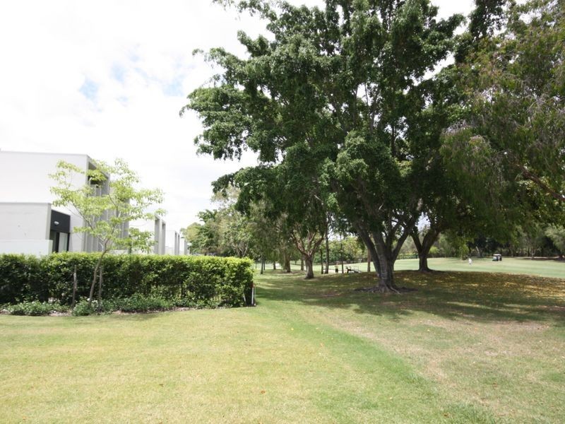 908 Medinah Avenue, Robina QLD 4226