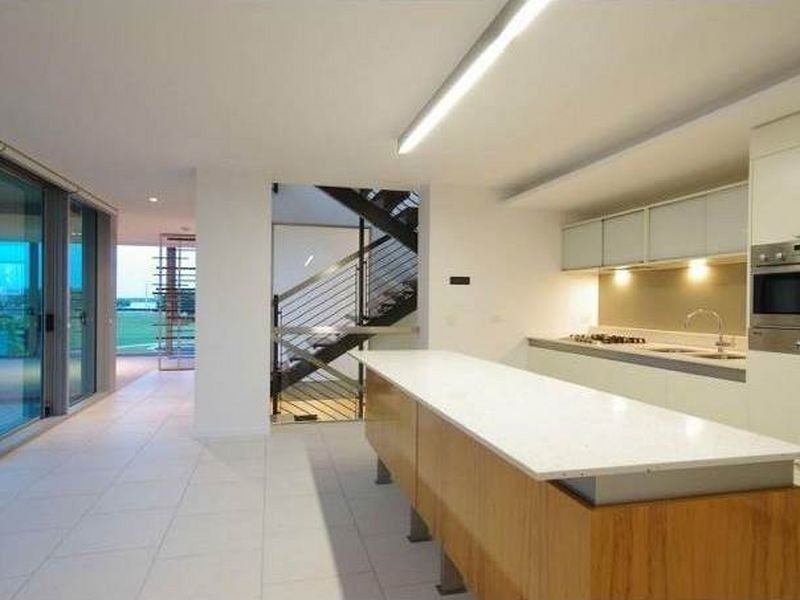 9104/2 Ephraim Island, Paradise Point QLD 4216