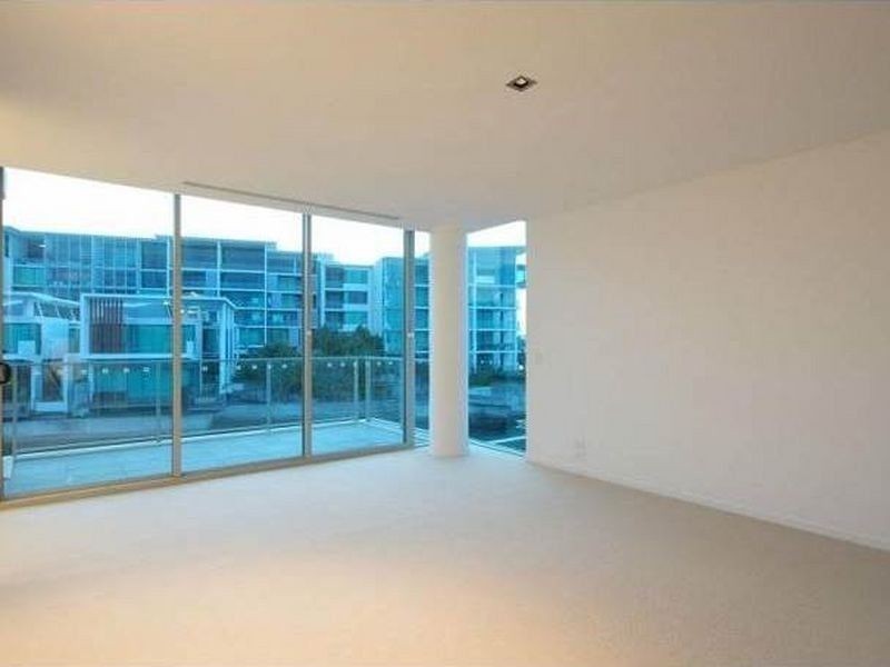 9104/2 Ephraim Island, Paradise Point QLD 4216