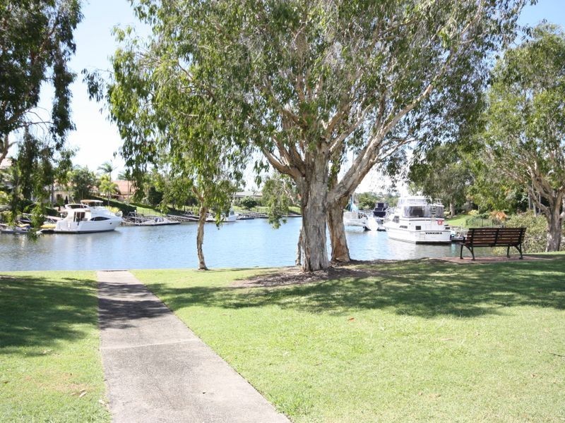 1616 Rosebank Way West, Hope Island QLD 4212