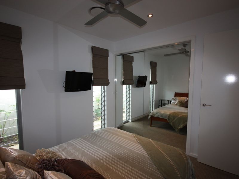 Hope Island QLD 4212