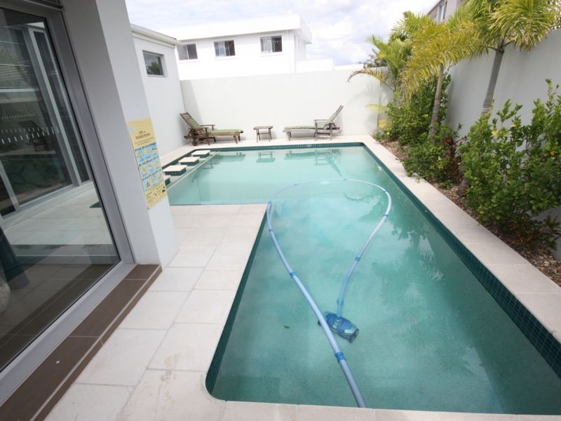Hope Island QLD 4212