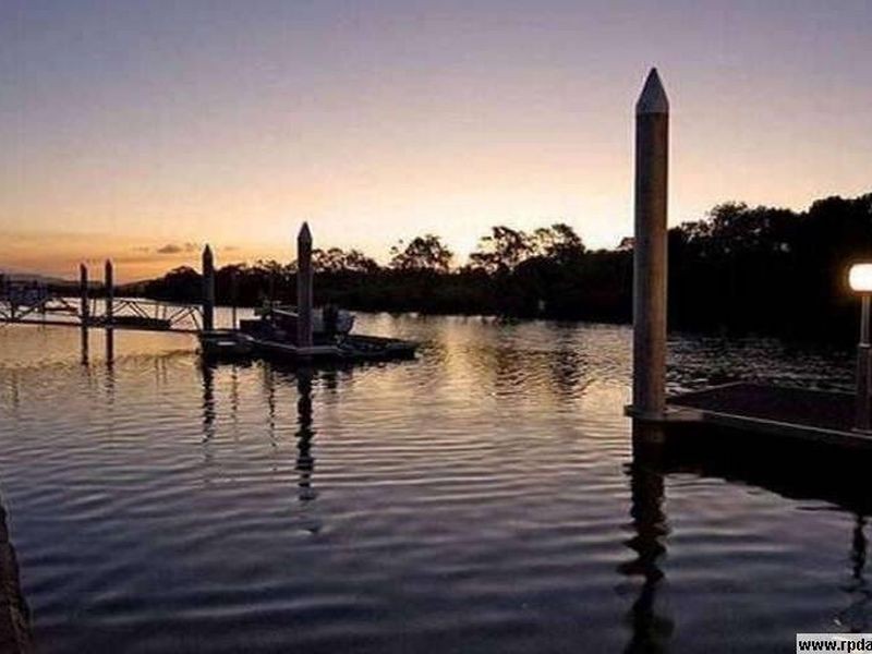 Hope Island QLD 4212