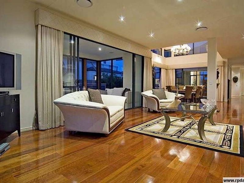 Hope Island QLD 4212