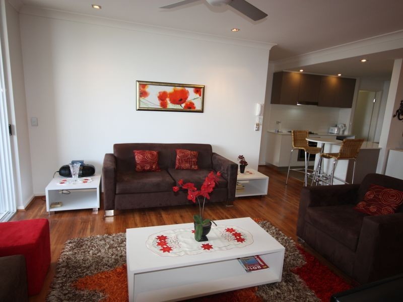 4017/3027 The Boulevard, Carrara QLD 4211