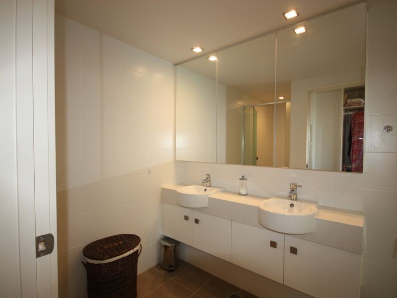 4017/3027 The Boulevard, Carrara QLD 4211