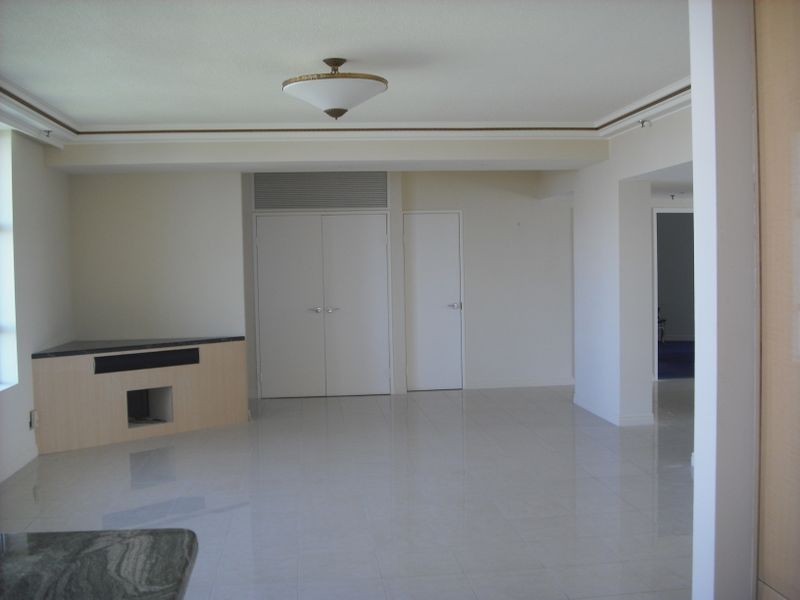 Main Beach QLD 4217