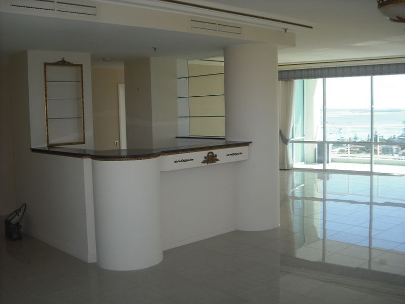 Main Beach QLD 4217