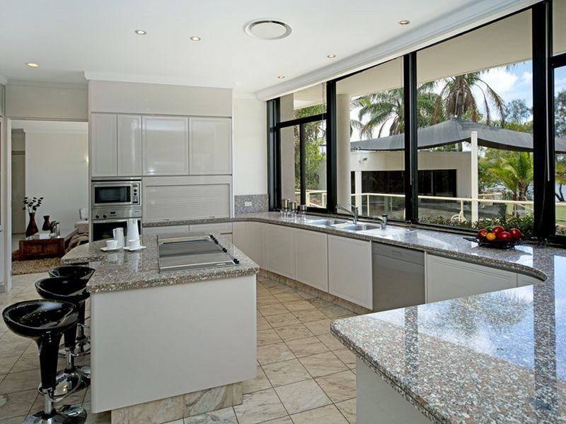 Hope Island QLD 4212