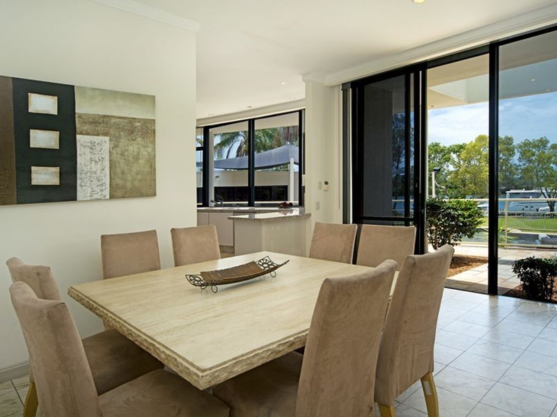 Hope Island QLD 4212