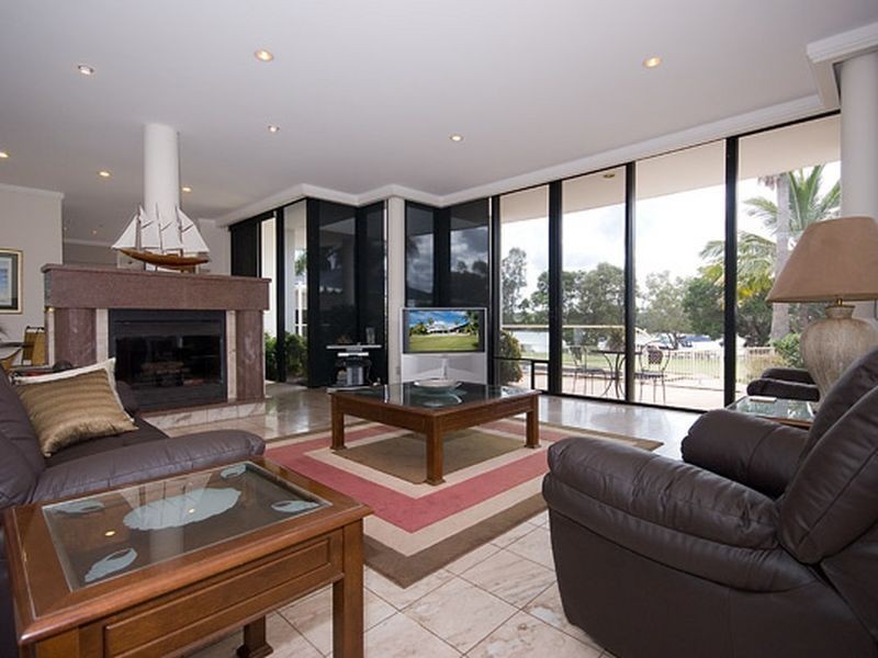 Hope Island QLD 4212