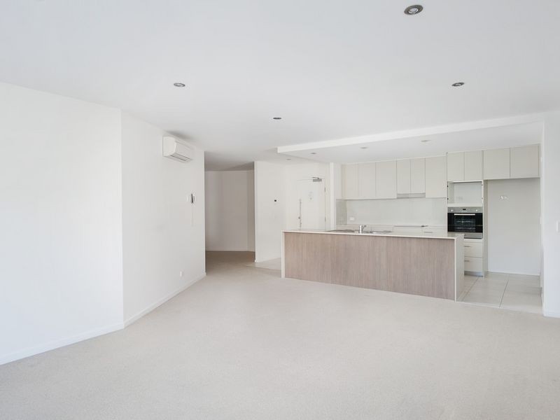 1209/2 Activa Way, Hope Island QLD 4212