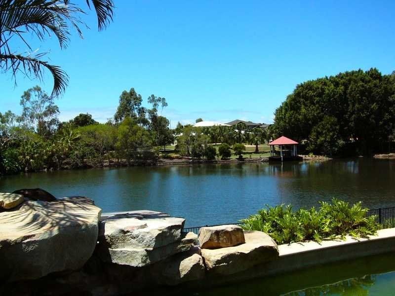 9 River Cove Drive, Hope Island QLD 4212