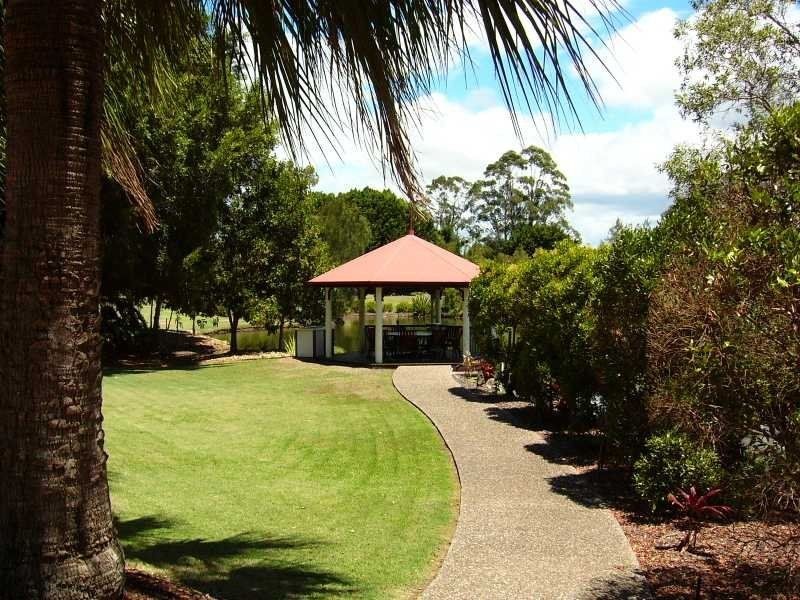 9 River Cove Drive, Hope Island QLD 4212