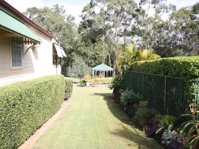 70 Rivertree Avenue, Helensvale QLD 4212