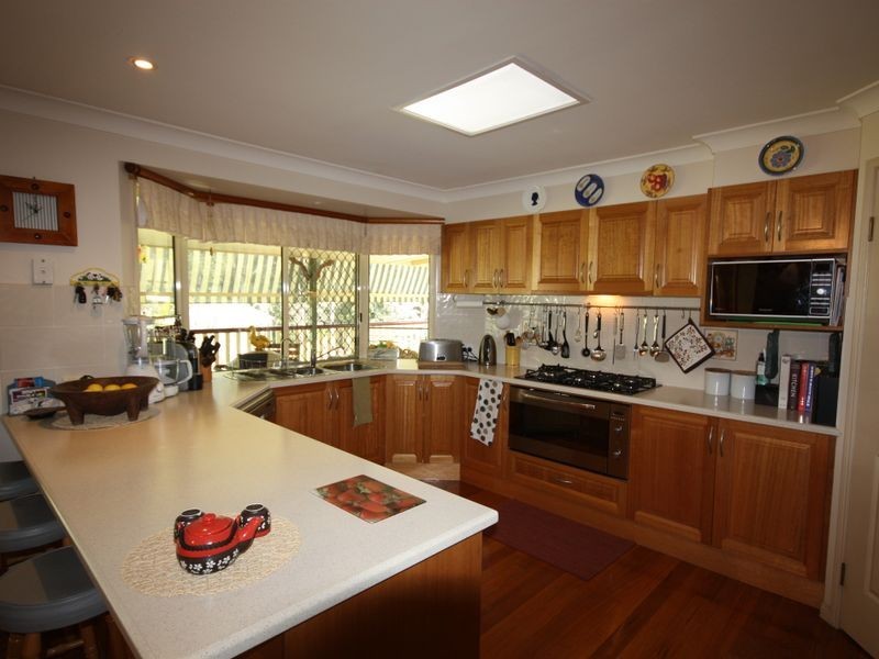 70 Rivertree Avenue, Helensvale QLD 4212