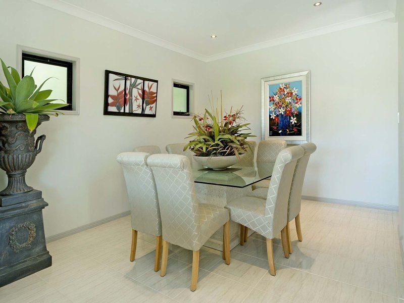 Hope Island QLD 4212