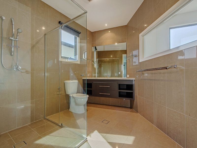 2526 Gracemere cct N, Hope Island QLD 4212