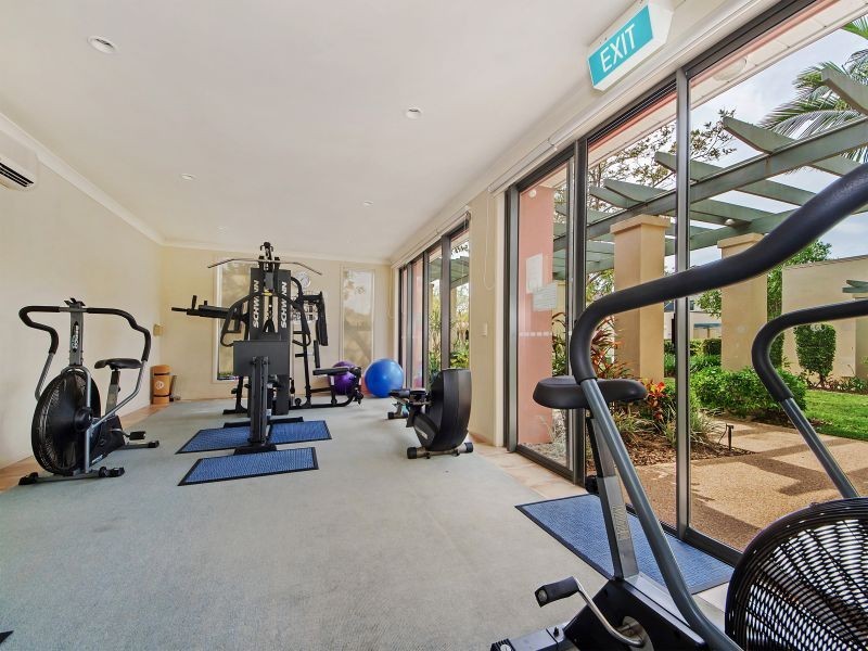 1049/1 The Cove crescent, Carrara QLD 4211