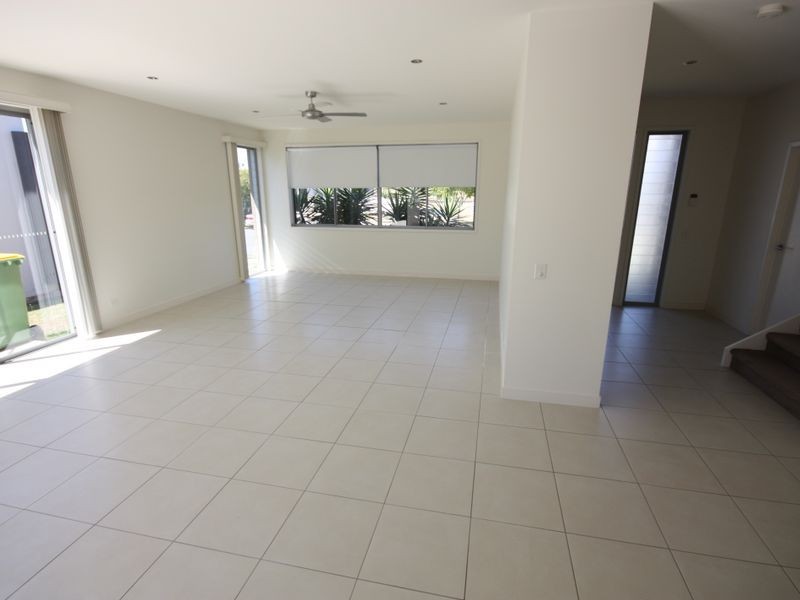 Hope Island QLD 4212