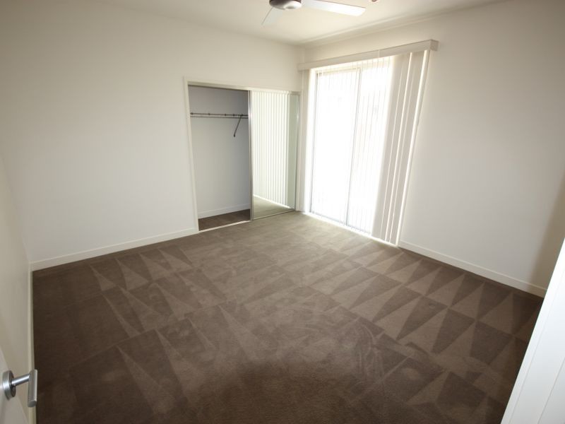 Hope Island QLD 4212