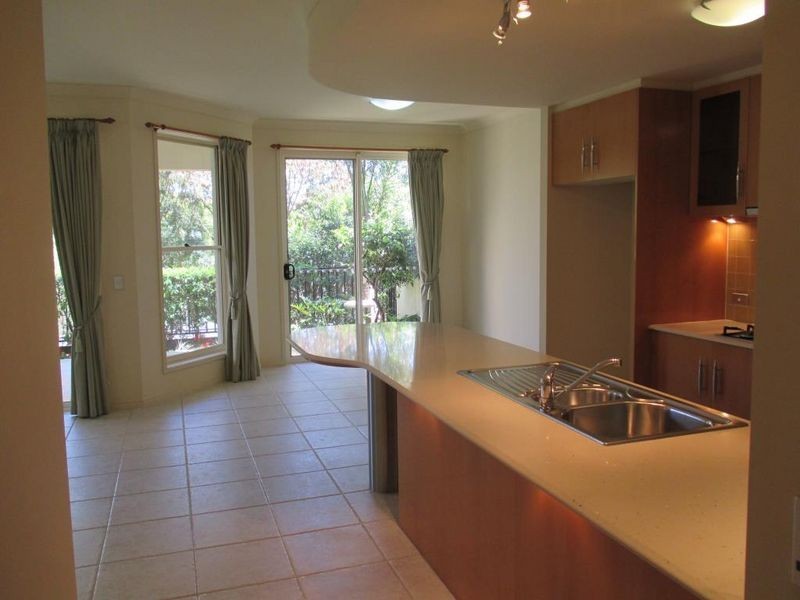 1055/1 The Cove crescent, Carrara QLD 4211