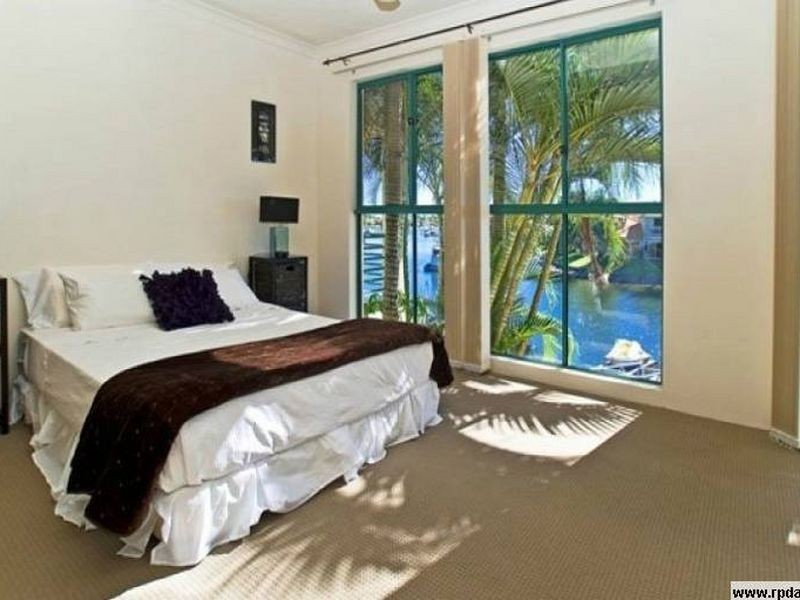 Runaway Bay QLD 4216