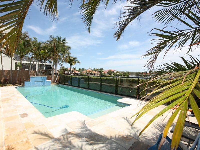 Hope Island QLD 4212